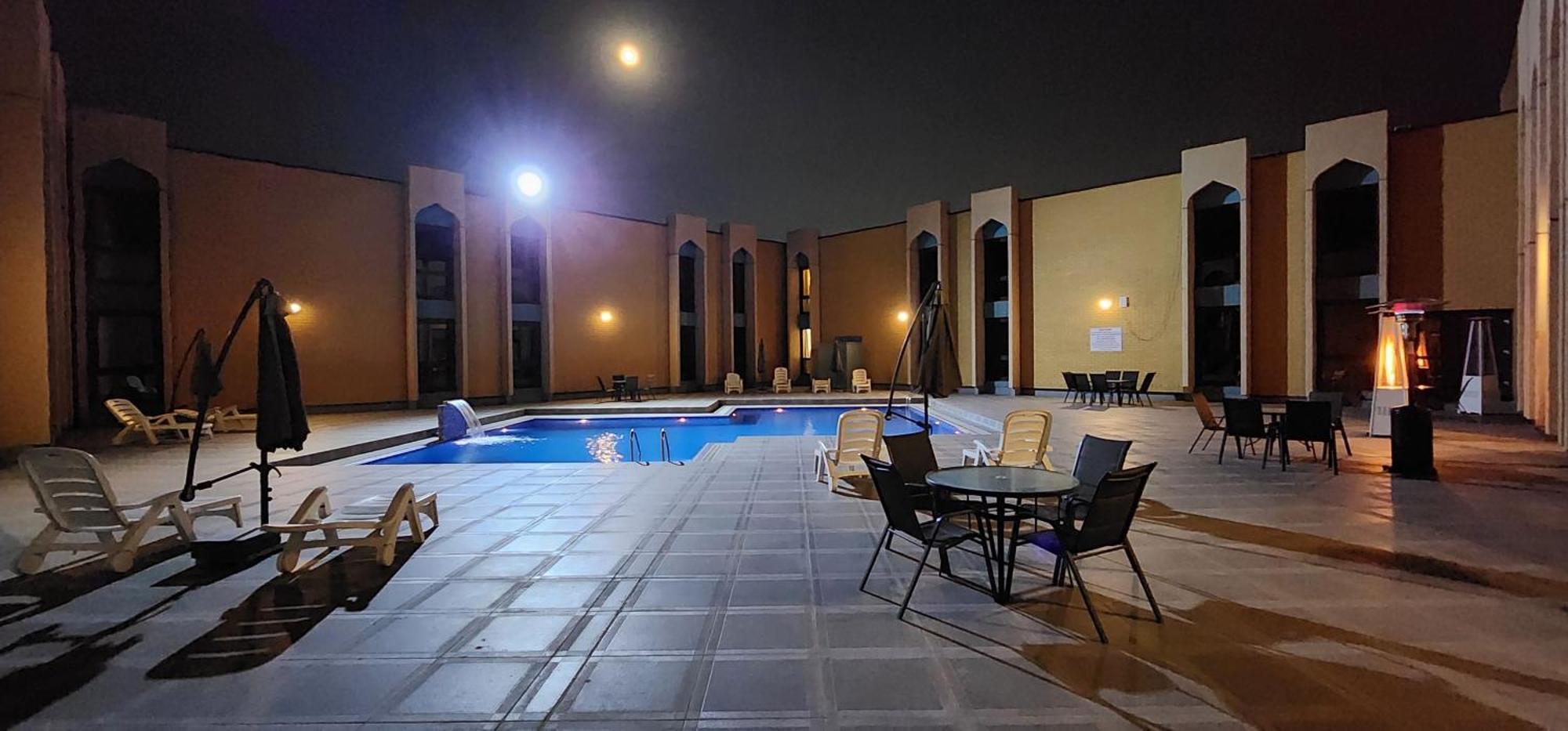 Basrah International Airport Hotel Exterior foto