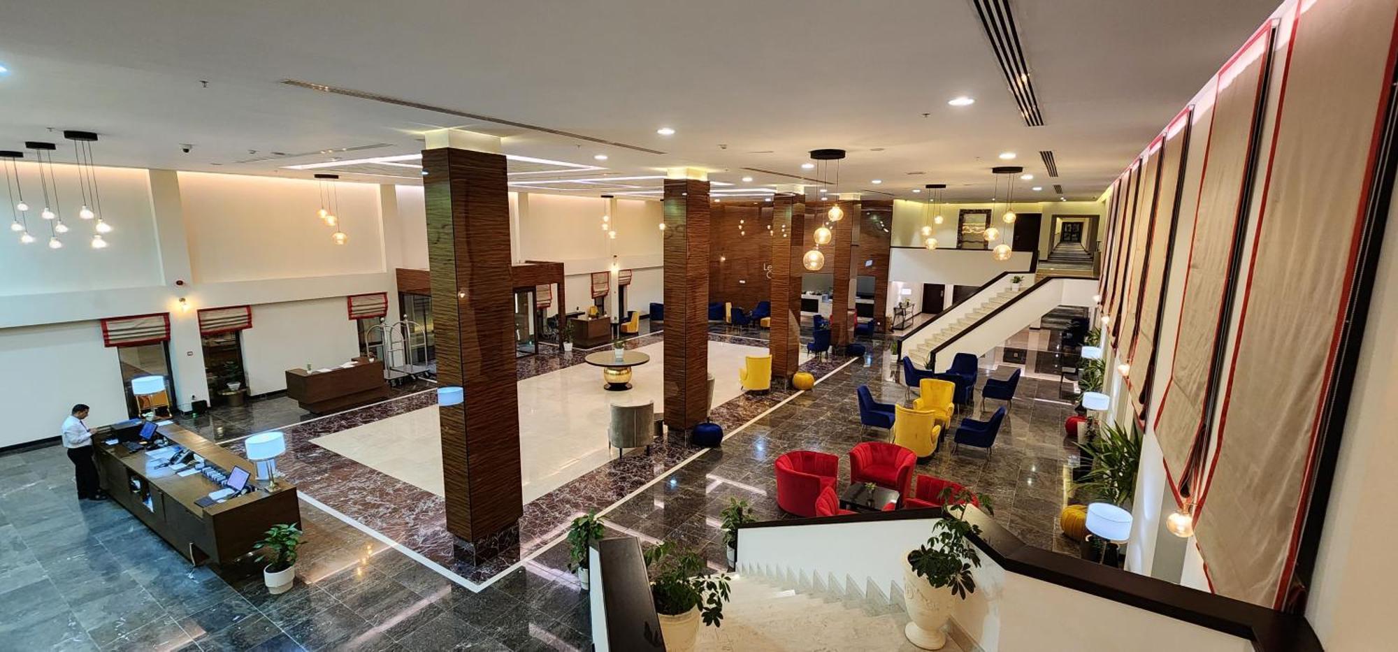Basrah International Airport Hotel Exterior foto